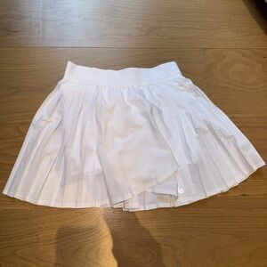 Alo yoga aces tennis skirt white size XS